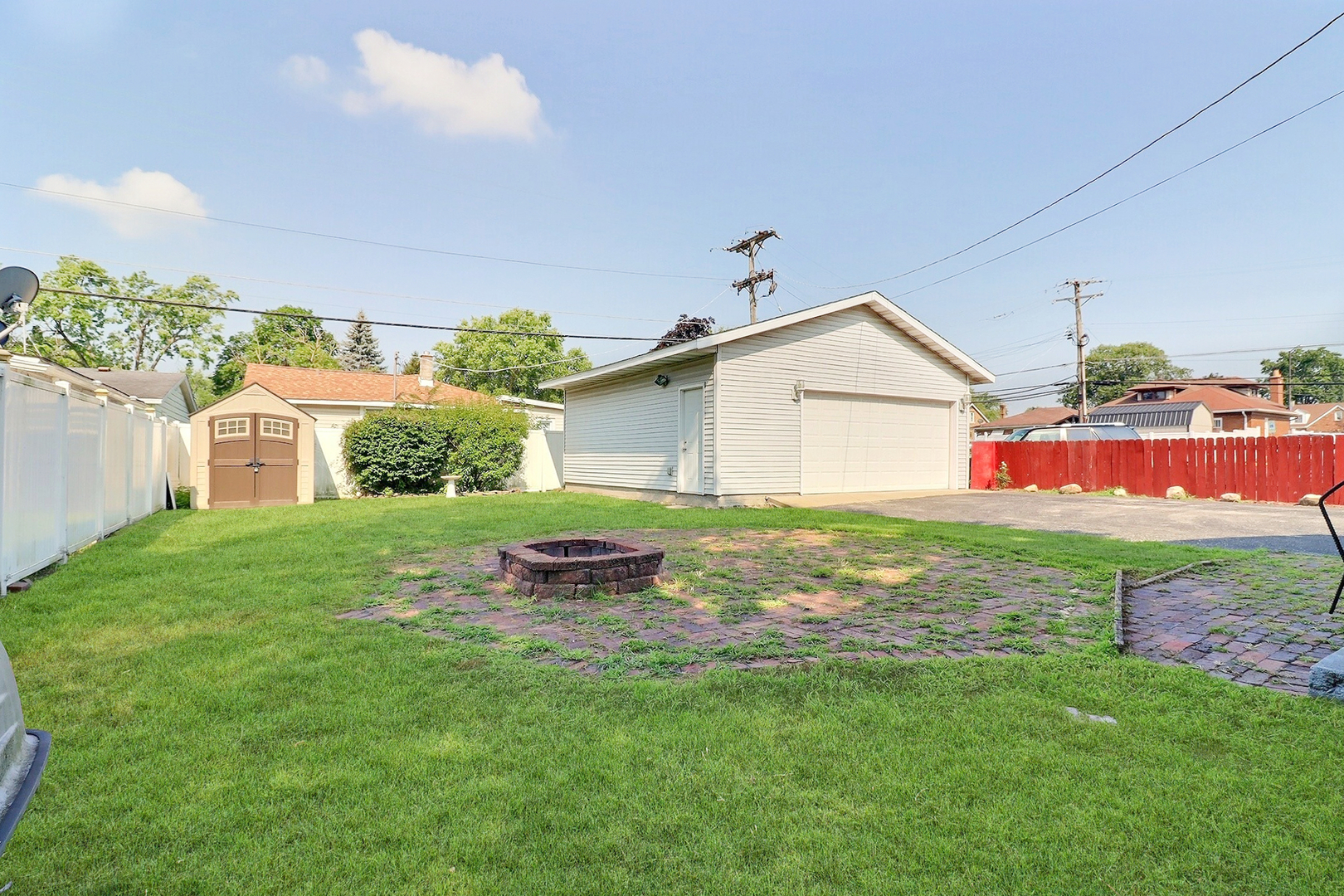18226 Chicago Avenue, Lansing, IL 60438