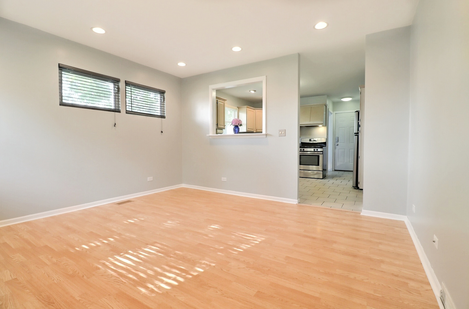 18226 Chicago Avenue, Lansing, IL 60438