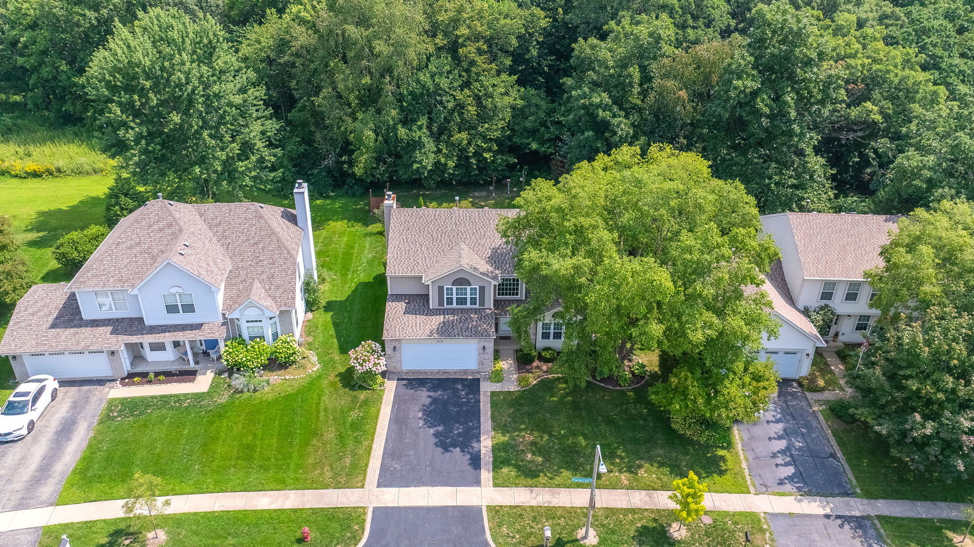 614 Pearces Ford Road, Oswego, IL 60543