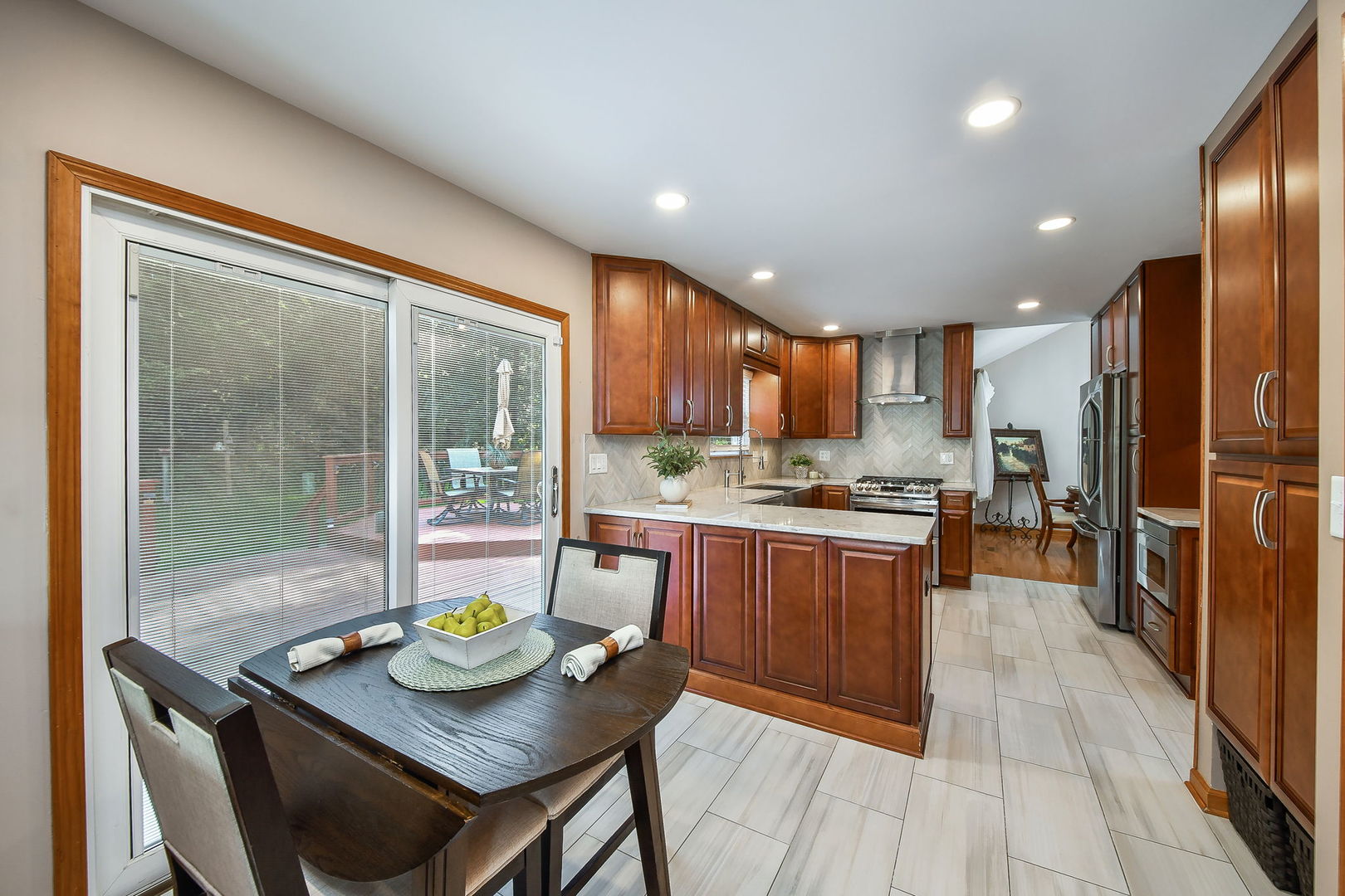 614 Pearces Ford Road, Oswego, IL 60543