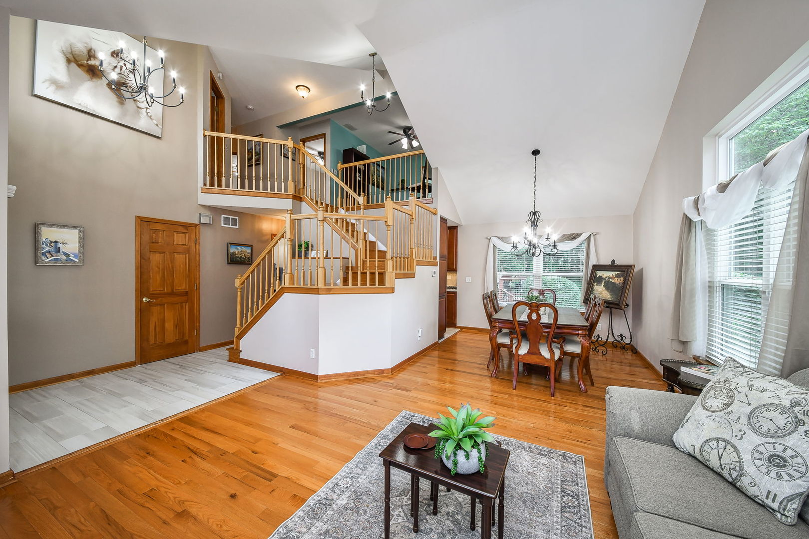 614 Pearces Ford Road, Oswego, IL 60543