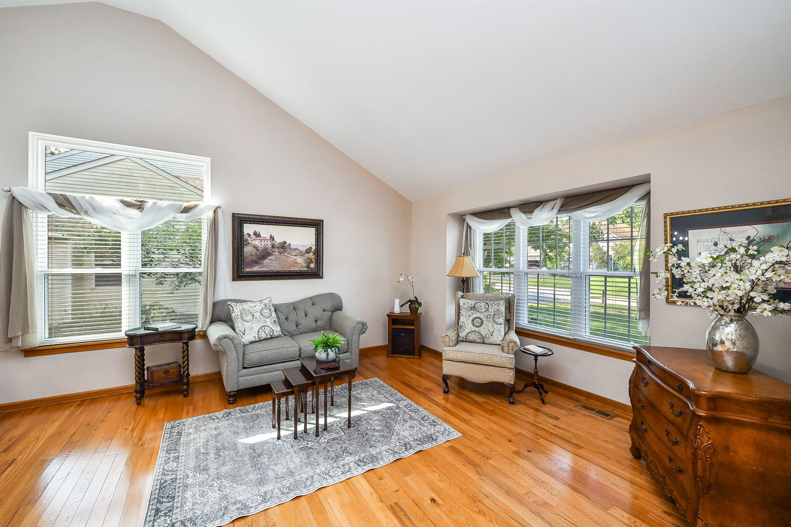 614 Pearces Ford Road, Oswego, IL 60543