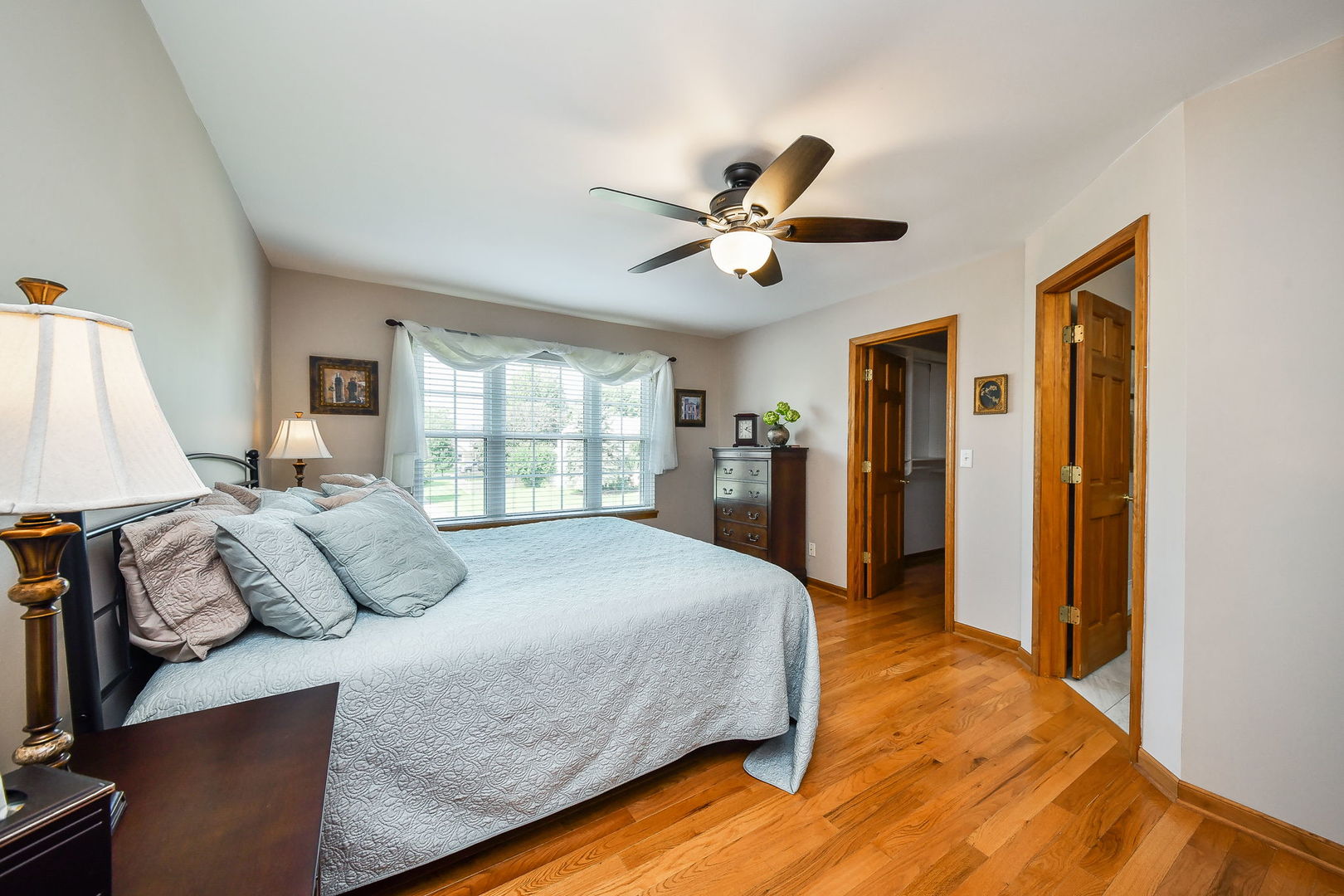 614 Pearces Ford Road, Oswego, IL 60543
