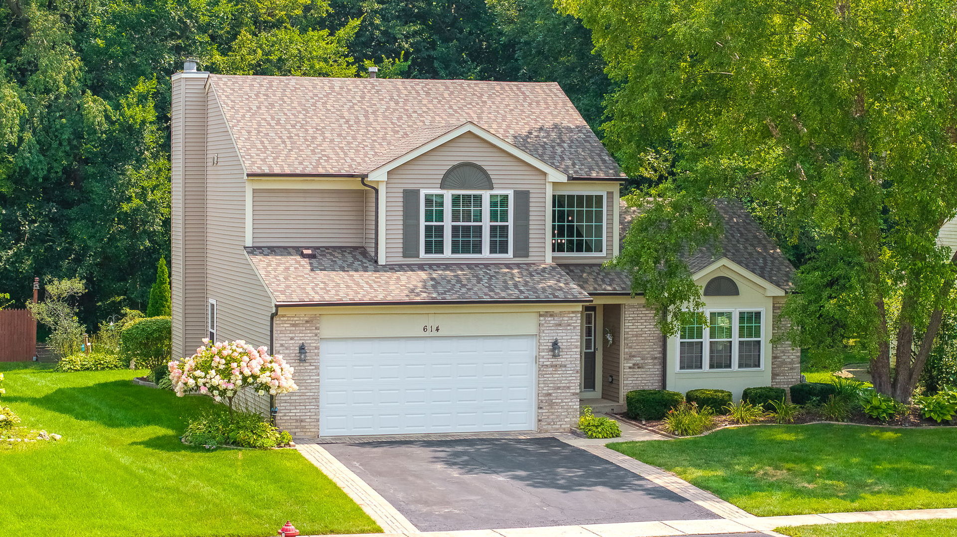614 Pearces Ford Road, Oswego, IL 60543