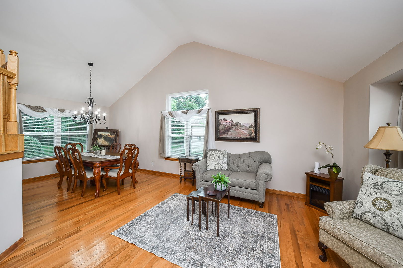 614 Pearces Ford Road, Oswego, IL 60543
