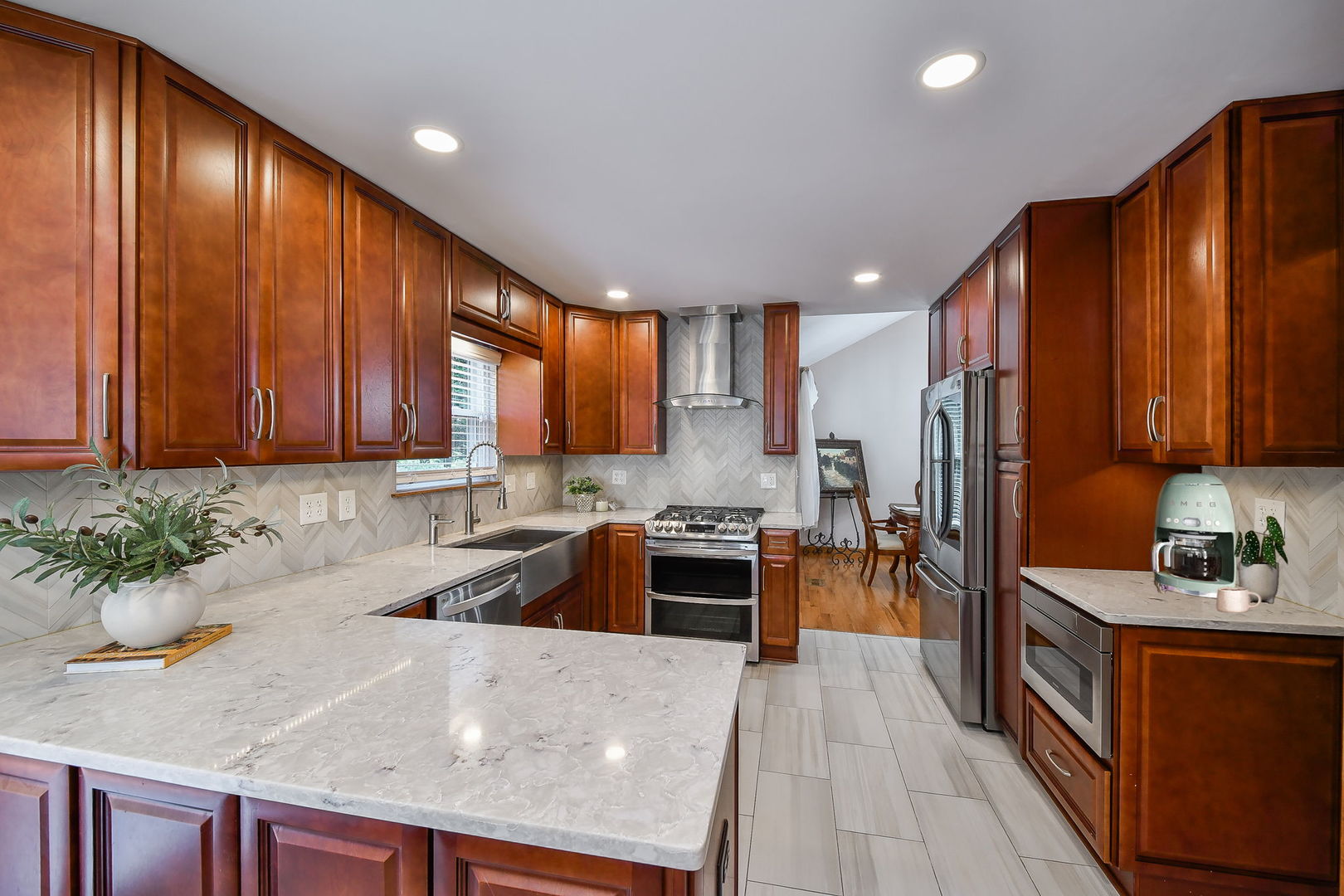 614 Pearces Ford Road, Oswego, IL 60543