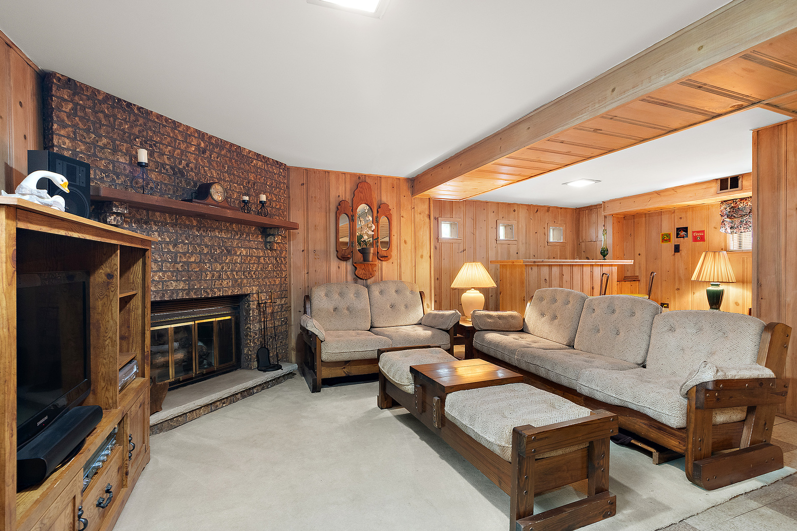 9020 S 49th Avenue, Oak Lawn, IL 60453