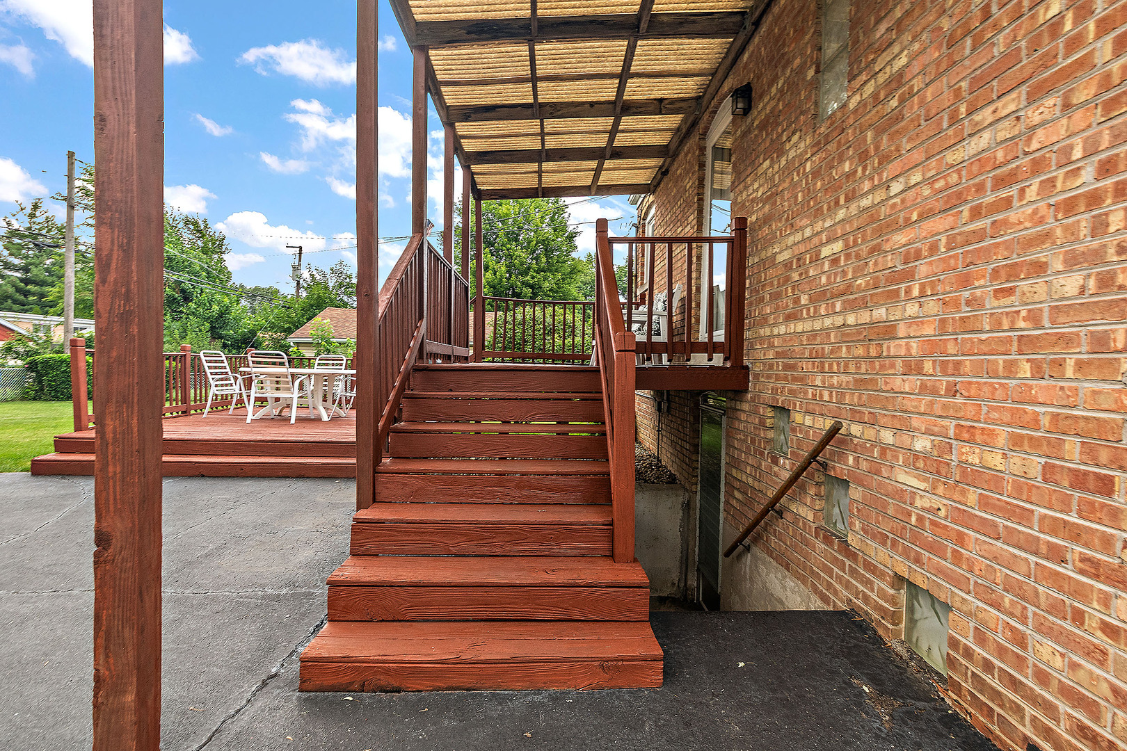 9020 S 49th Avenue, Oak Lawn, IL 60453
