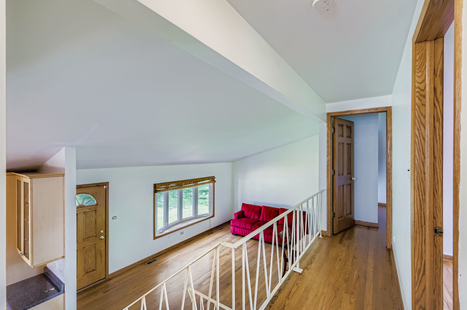 2N046 Clarendon Avenue, Lombard, IL 60148