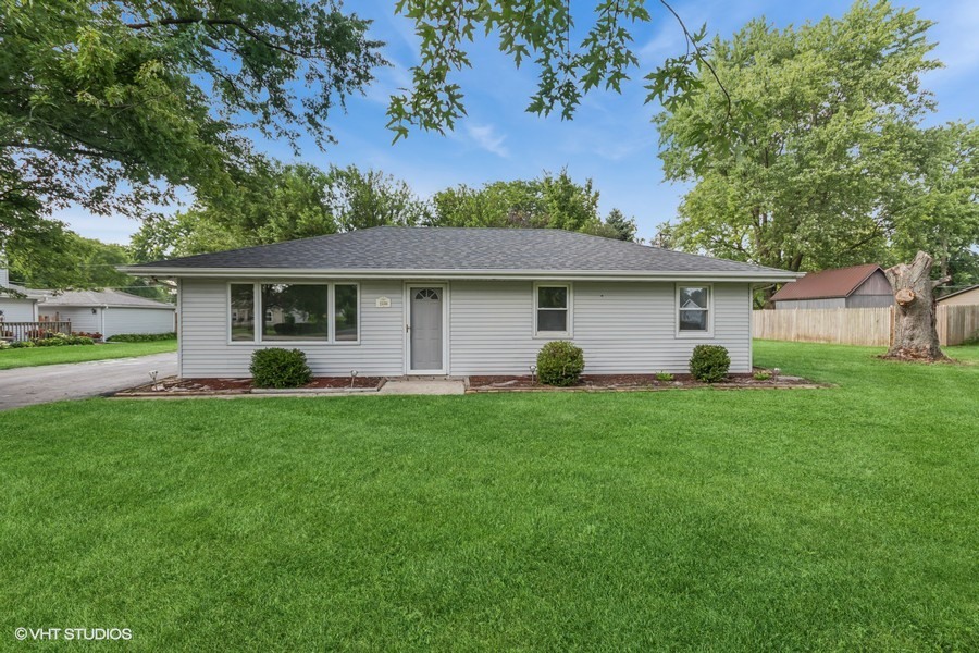 23314 W Leach Drive, Plainfield, IL 60586