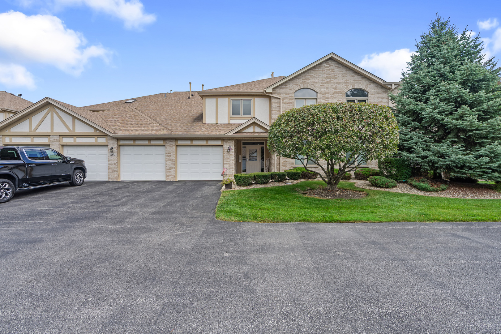 18431 Pine Cone Drive #1, Tinley Park, IL 60477