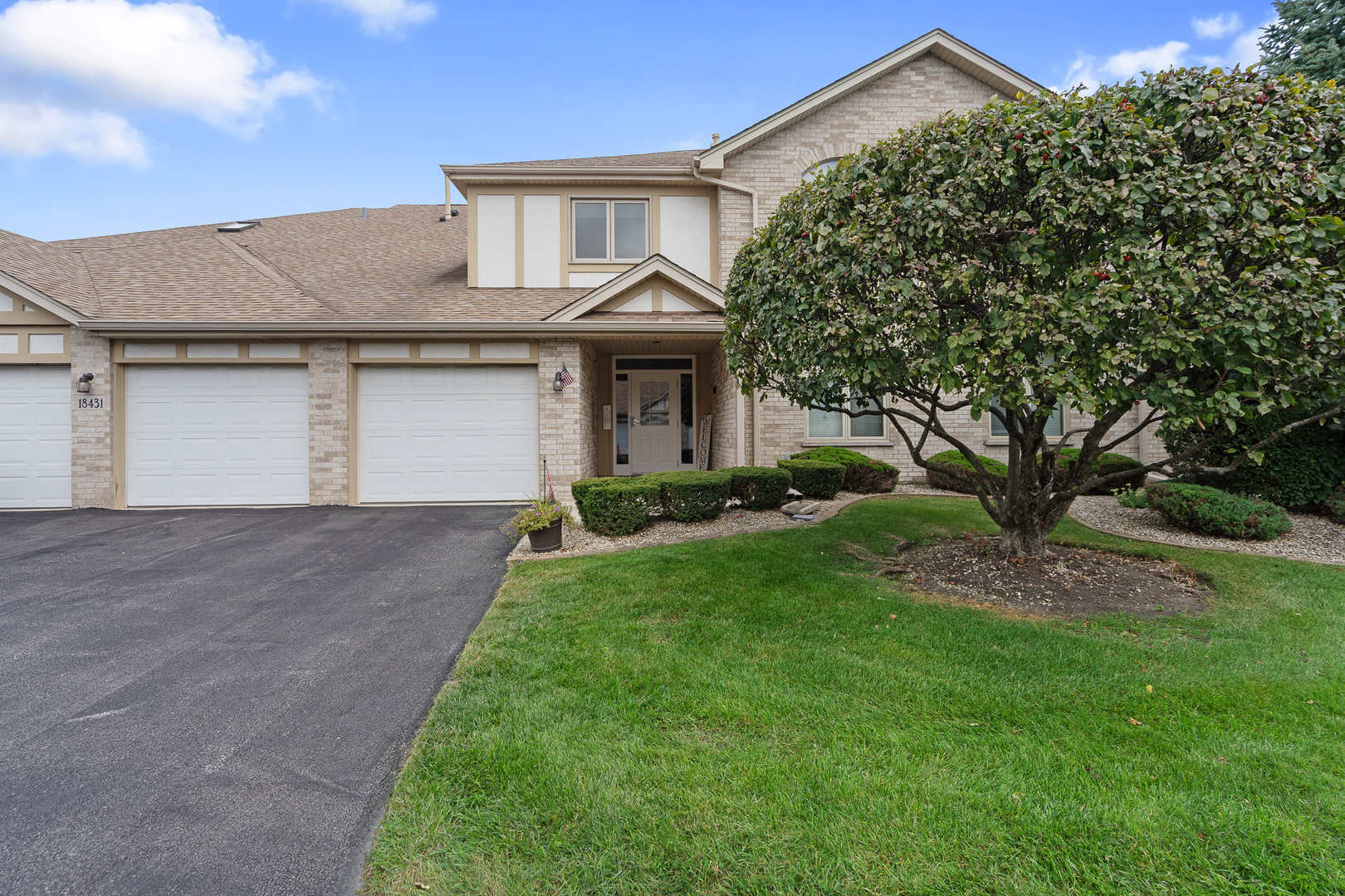 18431 Pine Cone Drive #1, Tinley Park, IL 60477