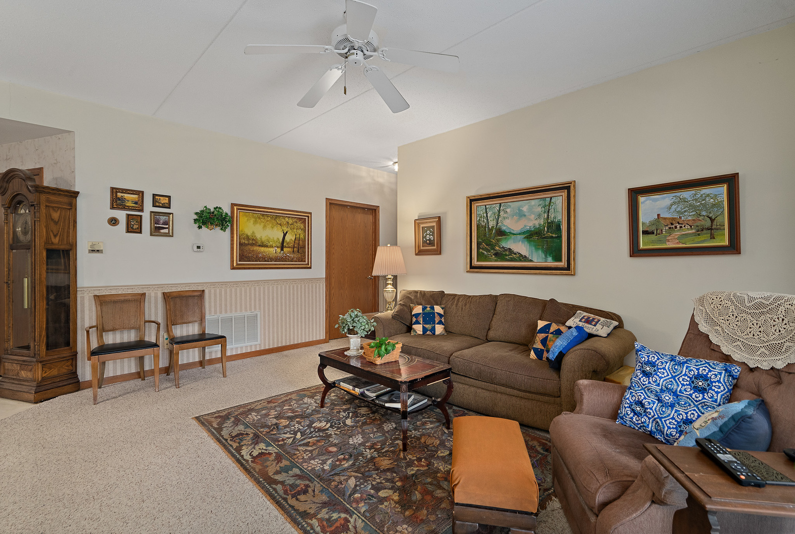 18431 Pine Cone Drive #1, Tinley Park, IL 60477