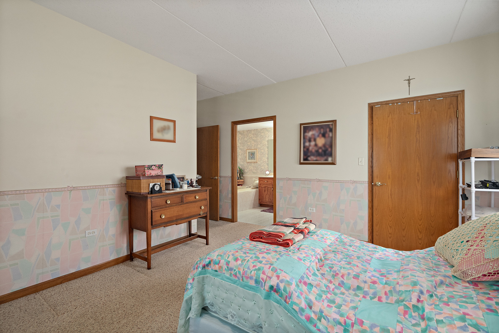 18431 Pine Cone Drive #1, Tinley Park, IL 60477