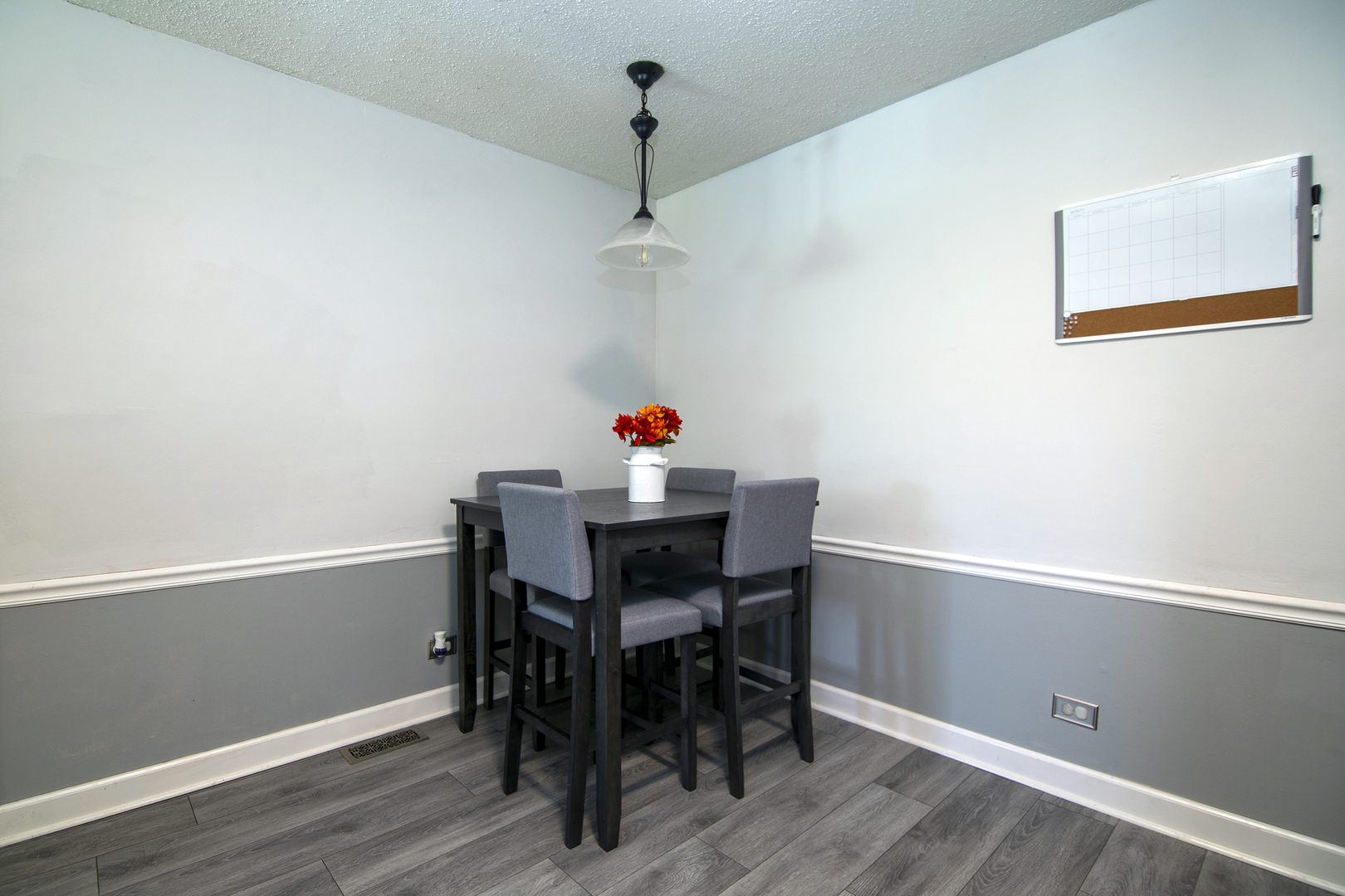 5349 CRESCENT Lane #A, Oak Forest, IL 60452