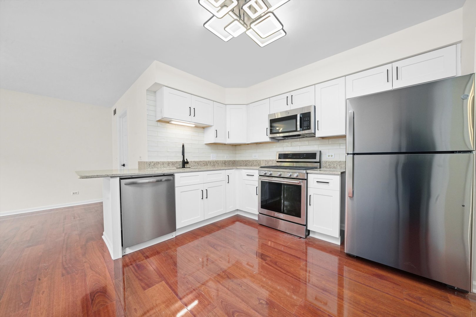 881 Dandridge Court, Elgin, IL 60120