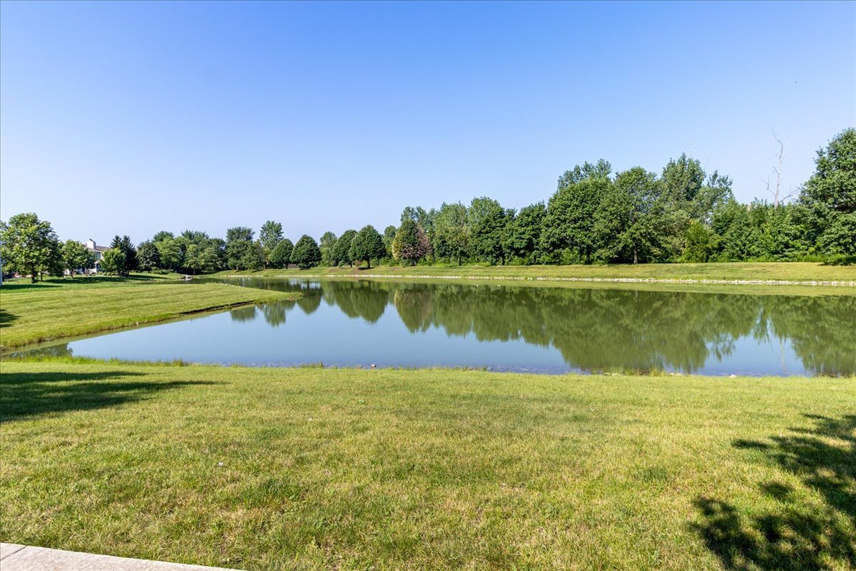 4 Claridge Court, Bolingbrook, IL 60440