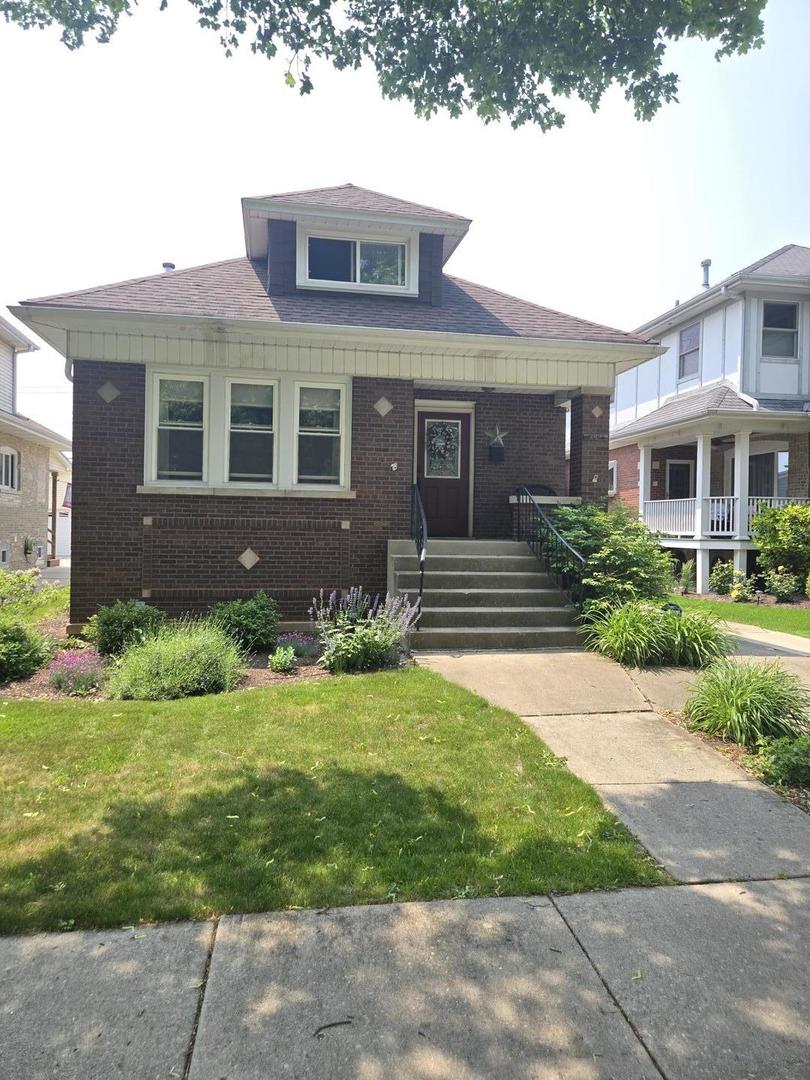 7062 N Oriole Avenue, Chicago, IL 60631