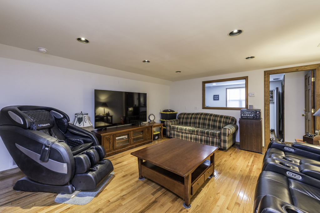 13910 W Elm Lane, Wadsworth, IL 60083