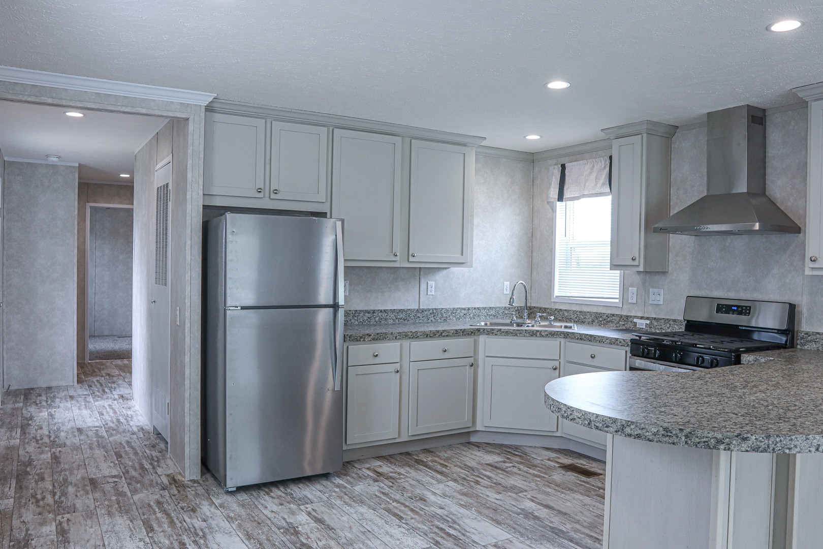 1148 Lauren Drive, Sandwich, IL 60548