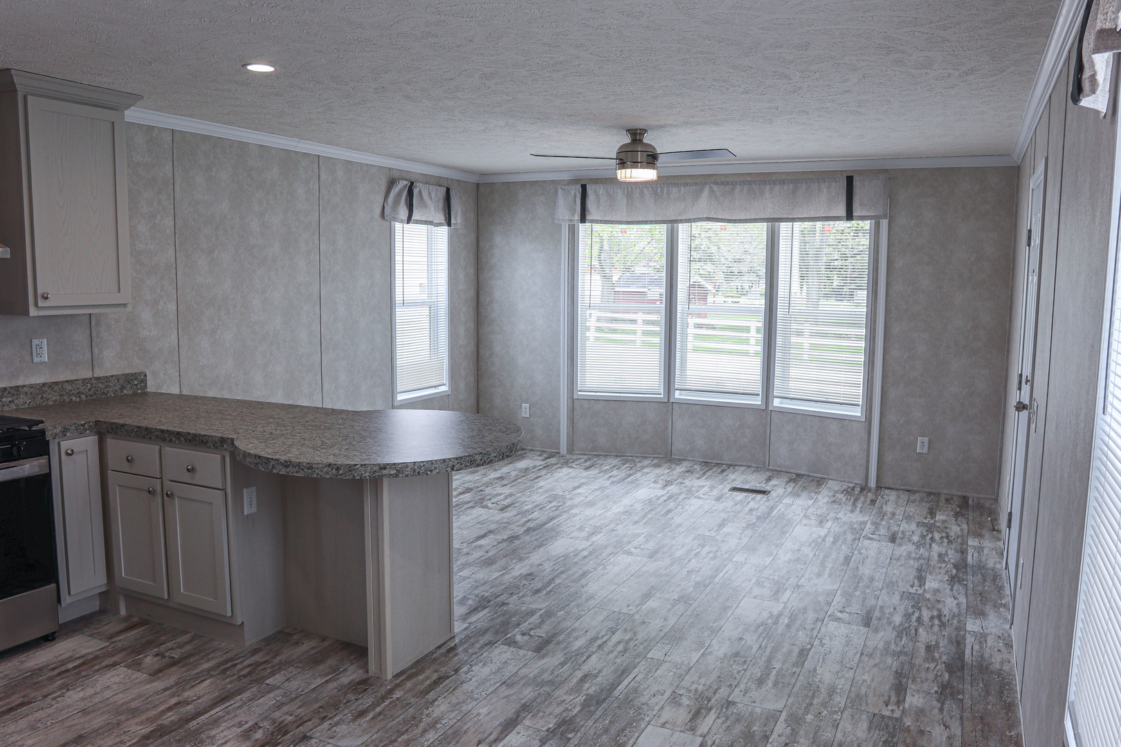 1148 Lauren Drive, Sandwich, IL 60548