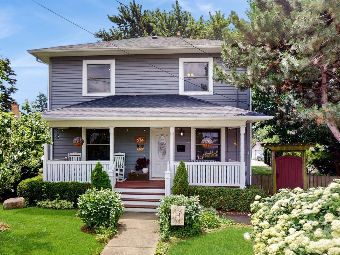 614 Mccarthy Road, Lemont, IL 60439