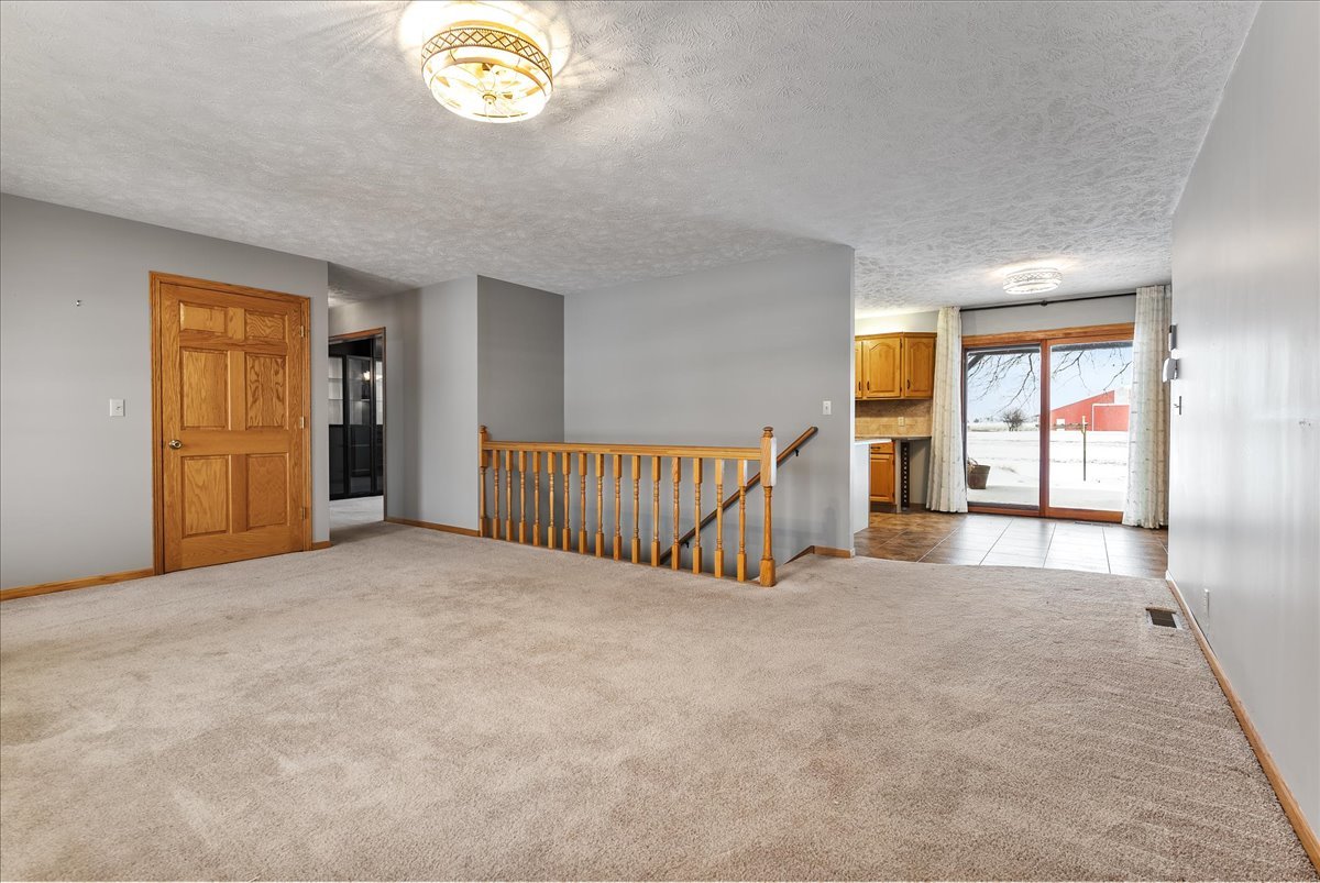 605 Morningside Drive, Chenoa, IL 61726