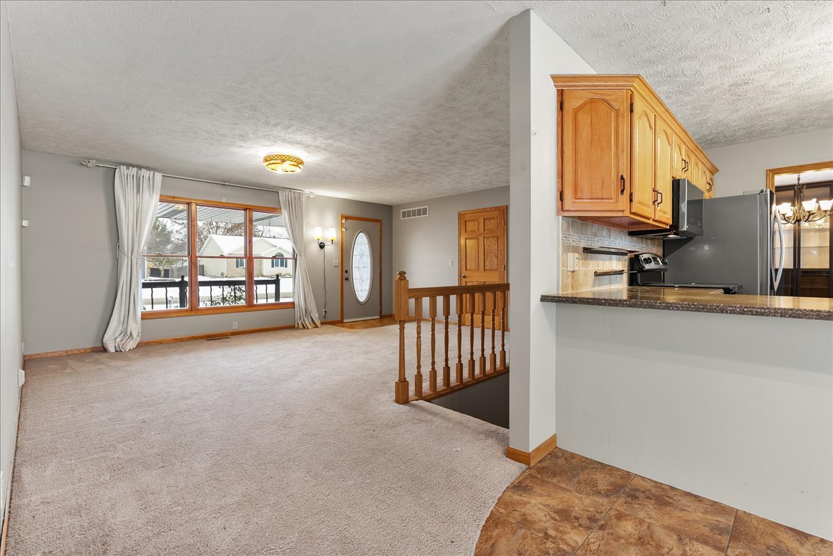 605 Morningside Drive, Chenoa, IL 61726