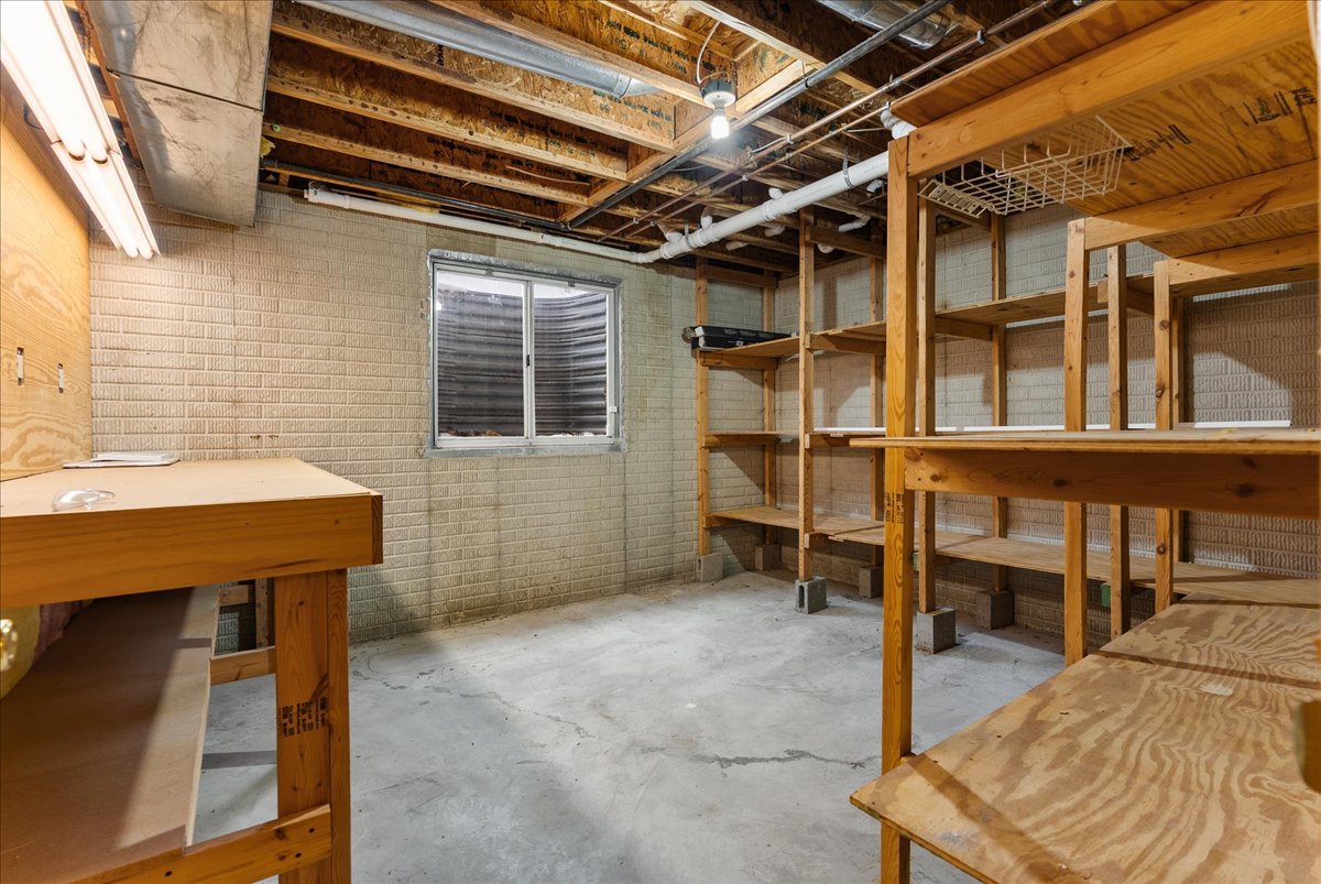 605 Morningside Drive, Chenoa, IL 61726