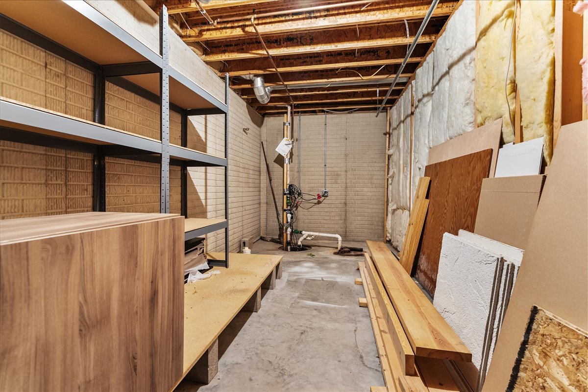 605 Morningside Drive, Chenoa, IL 61726