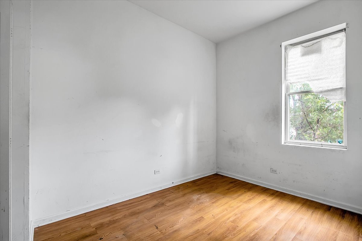7125 S Drexel Avenue, Chicago, IL 60619