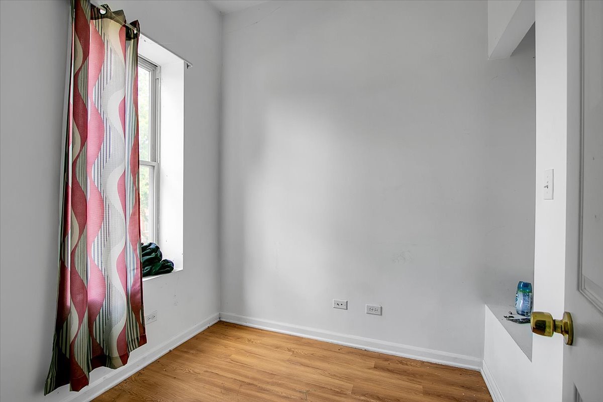 7125 S Drexel Avenue, Chicago, IL 60619