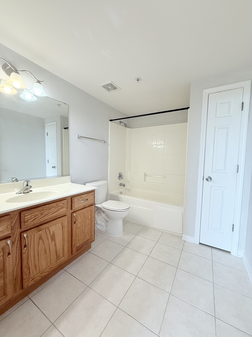16631 Liberty Circle #3N, Orland Park, IL 60467