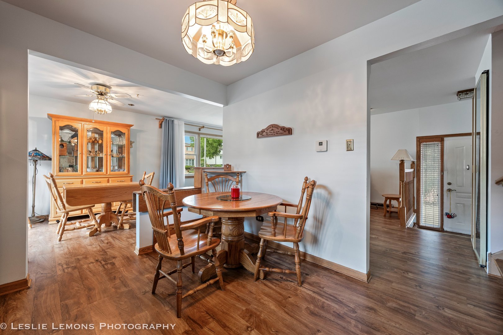 8830 W 92nd Place, Hickory Hills, IL 60457