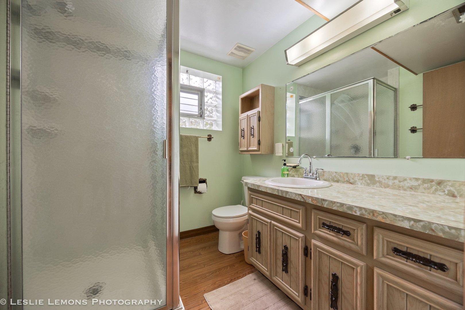 8830 W 92nd Place, Hickory Hills, IL 60457