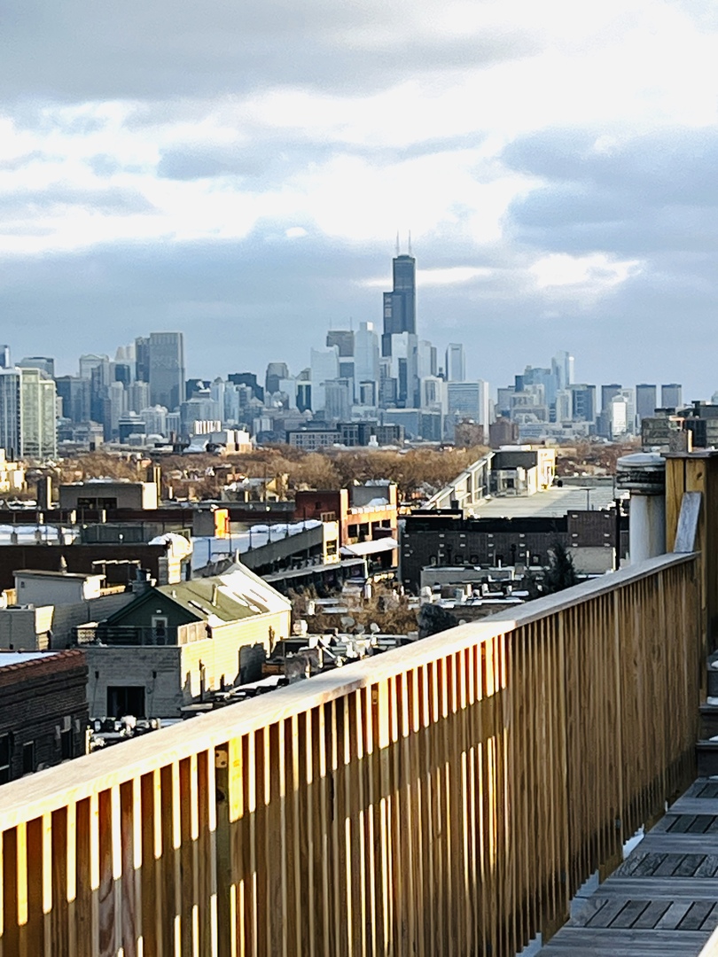 3150 N Sheffield Avenue #612, Chicago, IL 60657