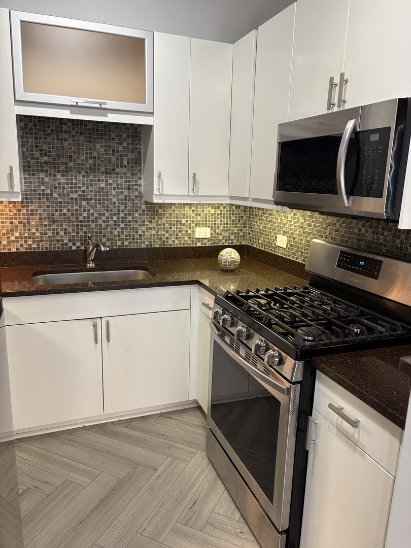 3150 N Sheffield Avenue #612, Chicago, IL 60657