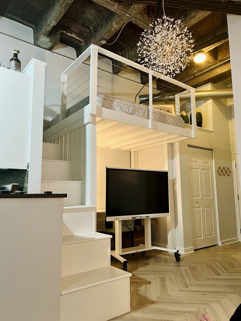 3150 N Sheffield Avenue #612, Chicago, IL 60657