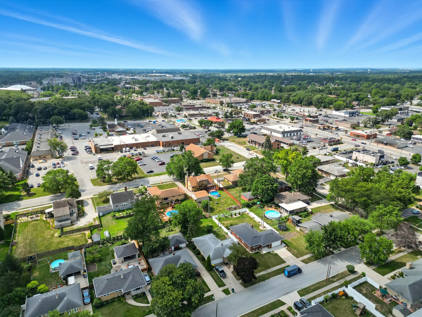 901 Ridgeway Avenue, Munster, IN 46321