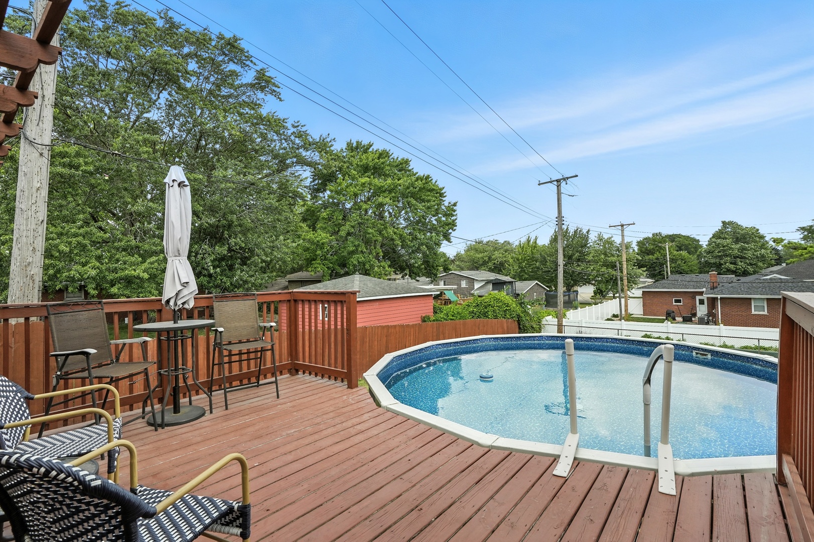 901 Ridgeway Avenue, Munster, IN 46321