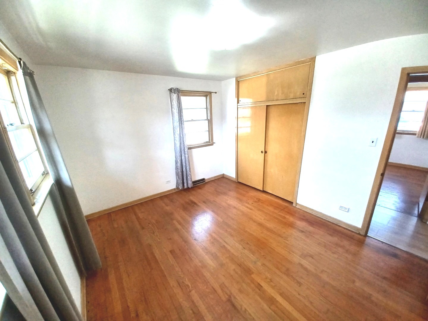 6714 W Lloyd Drive, Worth, IL 60482