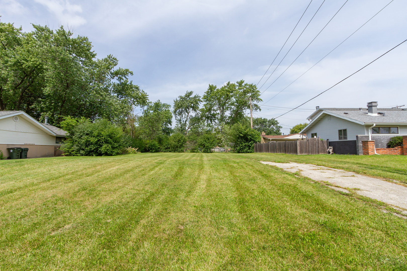 480 Illinois Boulevard, Hoffman Estates, IL 60169
