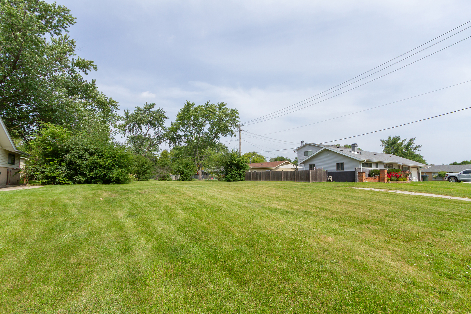 480 Illinois Boulevard, Hoffman Estates, IL 60169