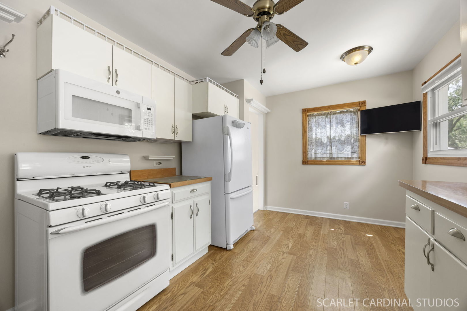 626 S Harvard Avenue, Villa Park, IL 60181