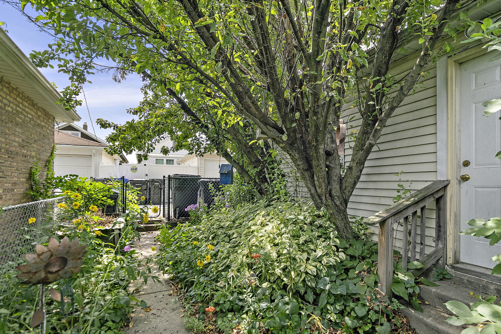 6145 W Grace Street, Chicago, IL 60634