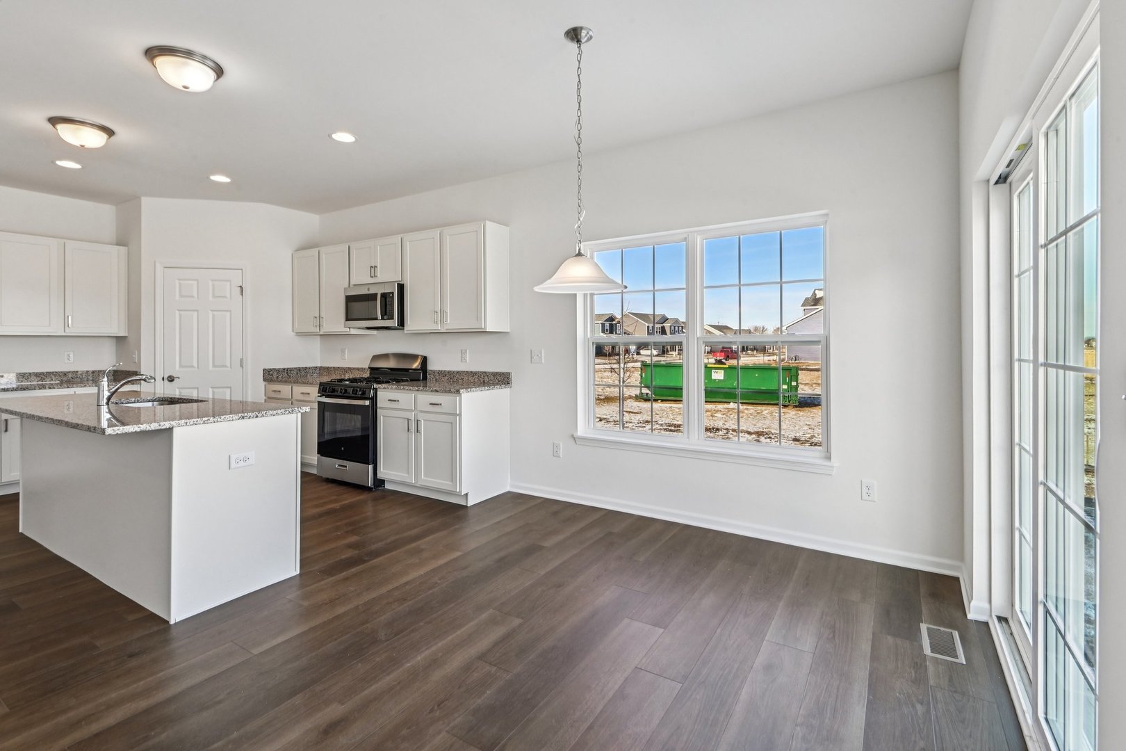 300 N Aspen Drive, Cortland, IL 60112