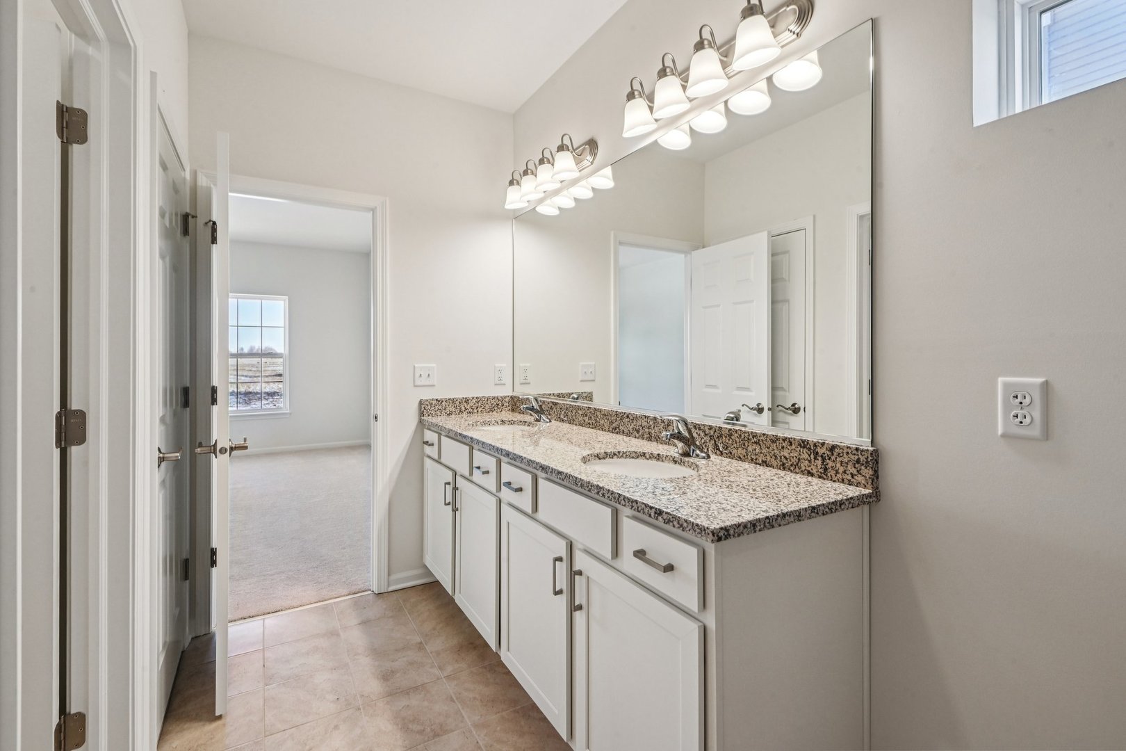 300 N Aspen Drive, Cortland, IL 60112