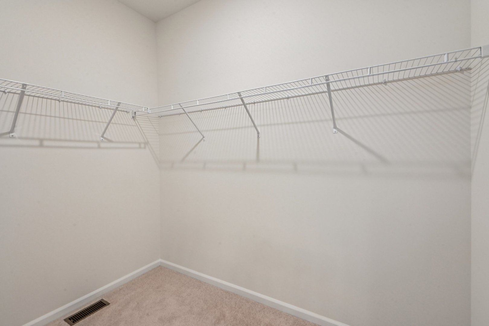 300 N Aspen Drive, Cortland, IL 60112