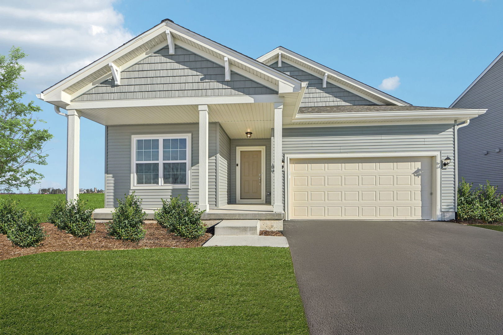 300 N Aspen Drive, Cortland, IL 60112