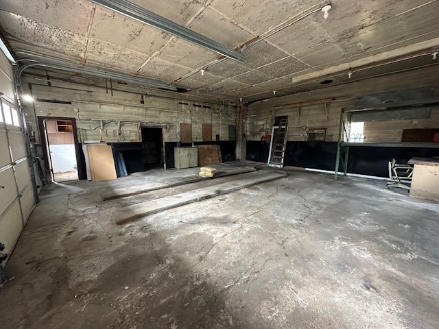 111 E Main Street, Essex, IL 60935